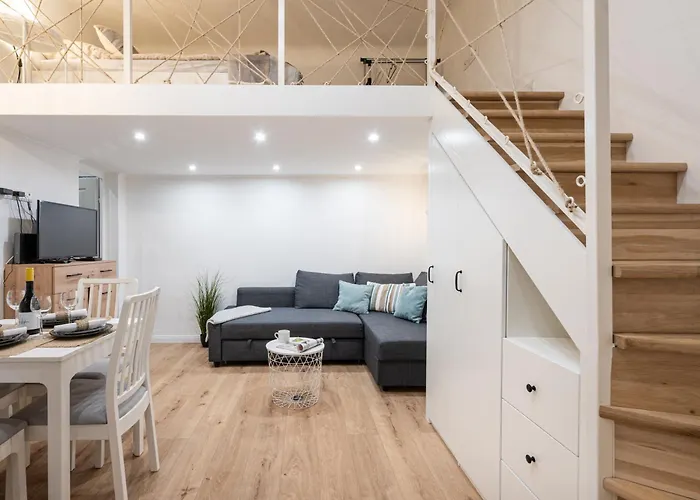 Mira Holiday Apartment