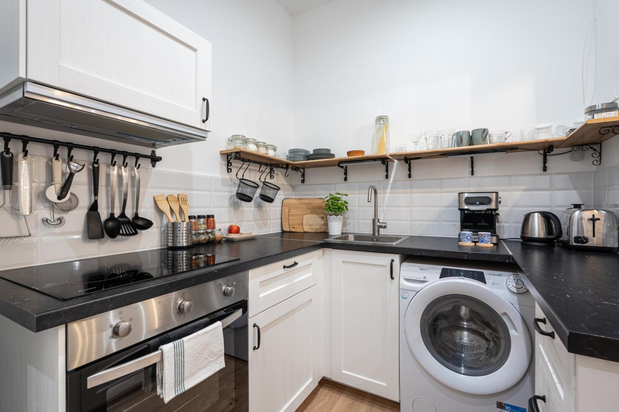 Mira Apartment