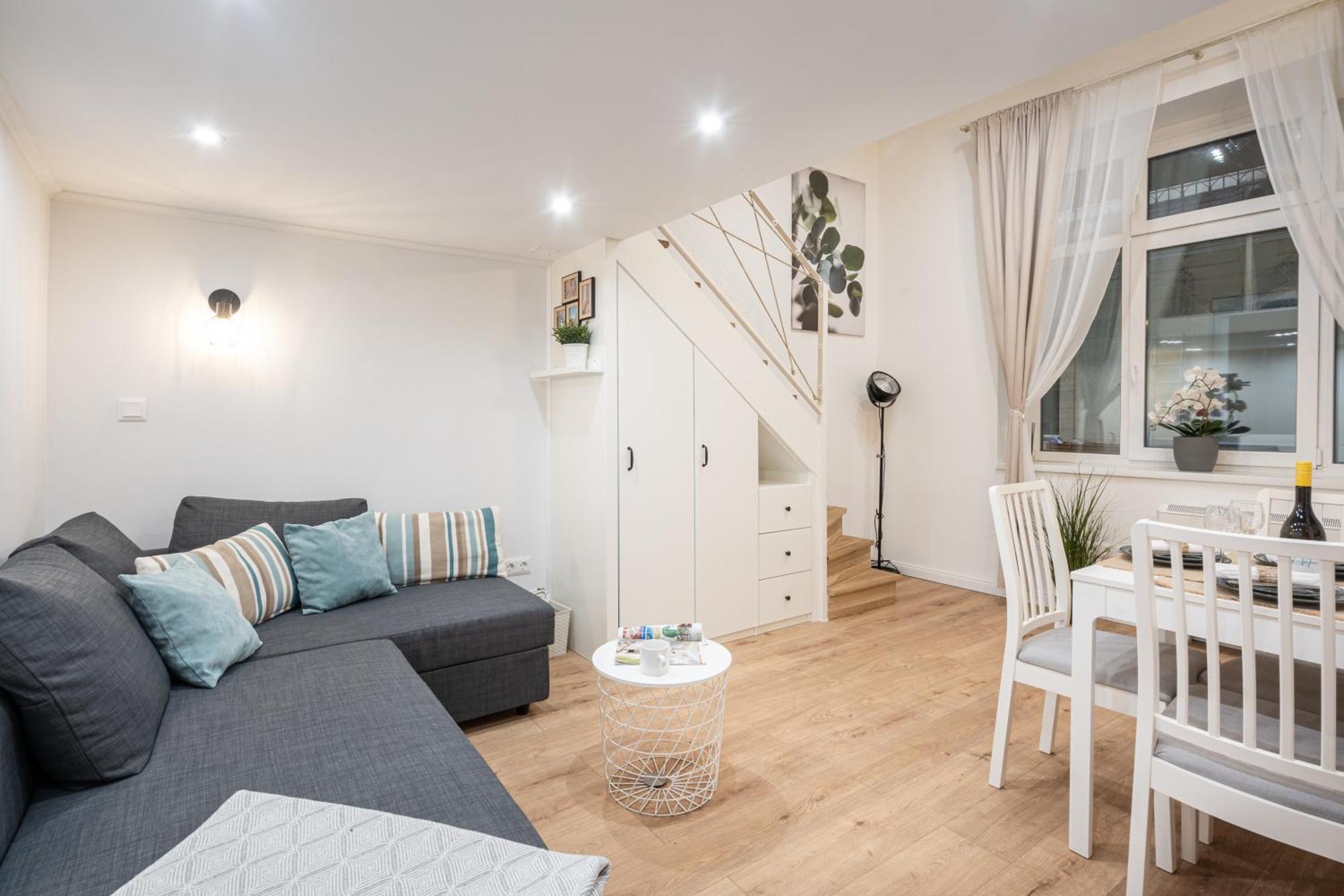 Mira Apartment